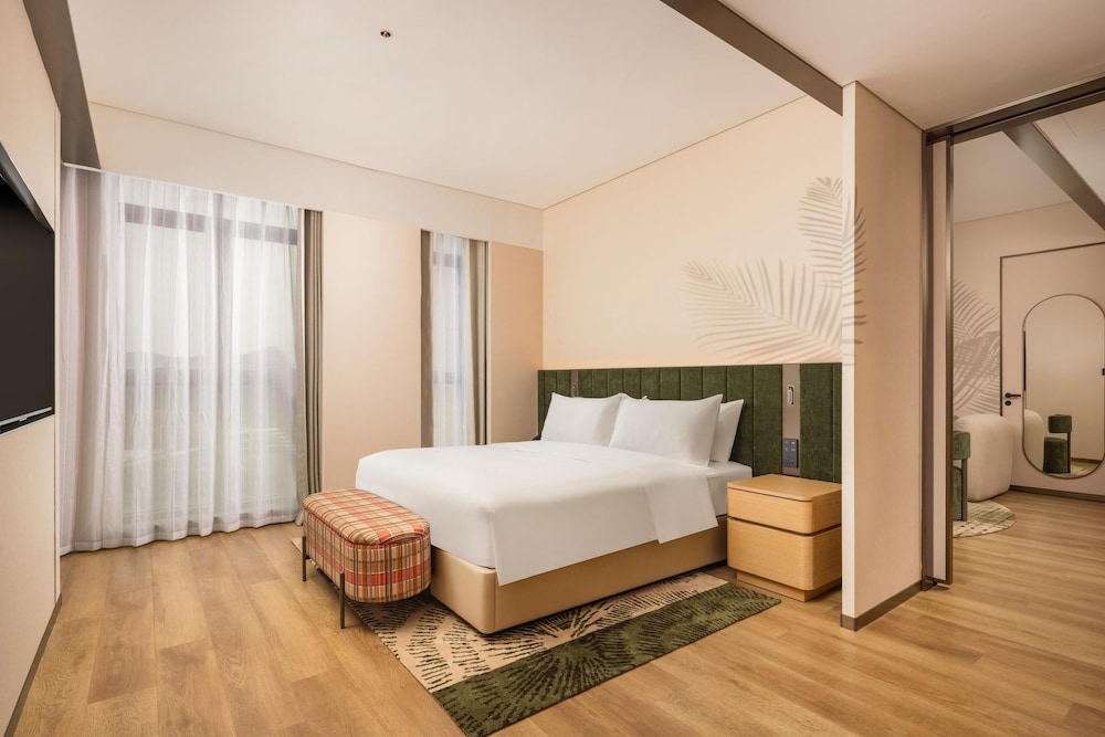 Deluxe Suite, 1 King Bed