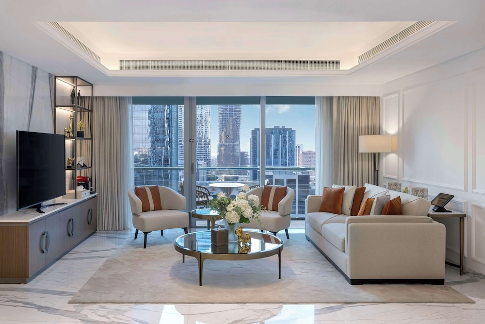 Grand Suite, Multiple Beds, City View (Grand Suite) thumbnail 5