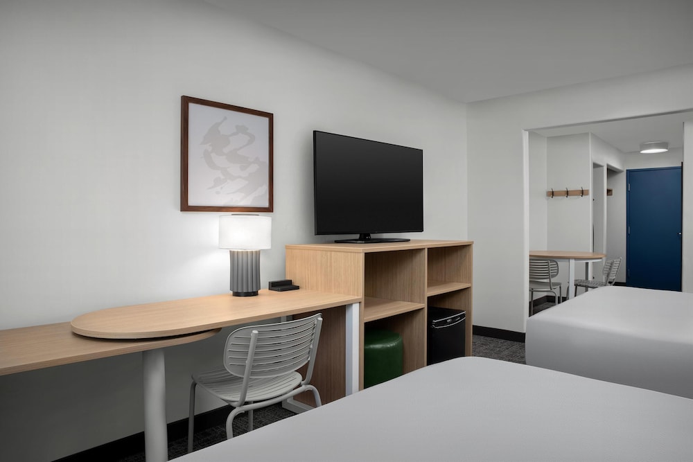 Room, 2 Queen Beds