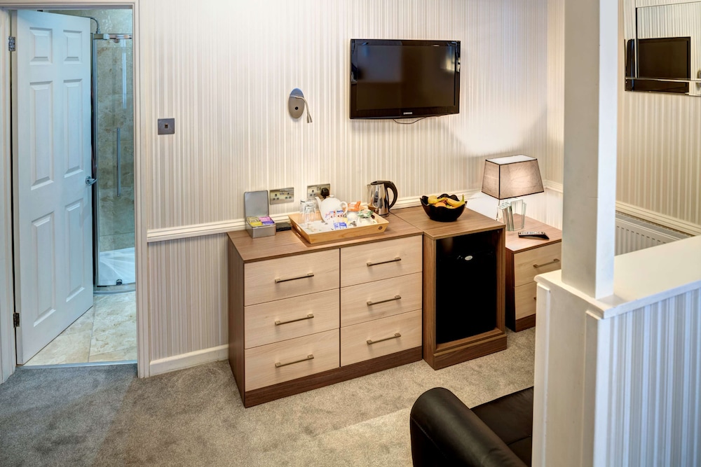 Superior Room, 1 King Bed, Non Smoking photo 3