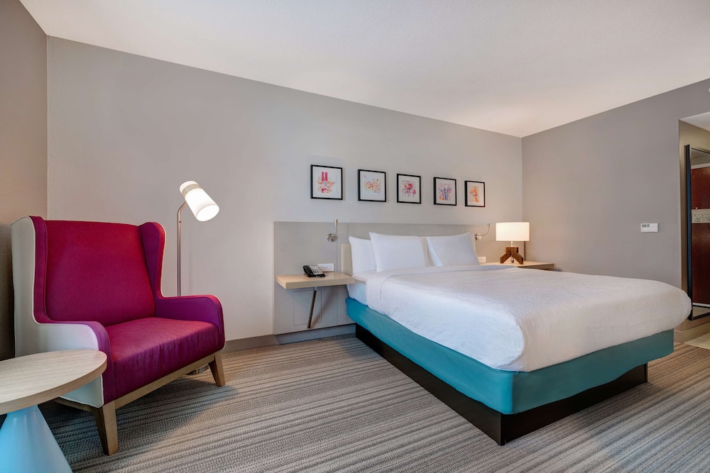 King, Suite, Accessible - Photo 5
