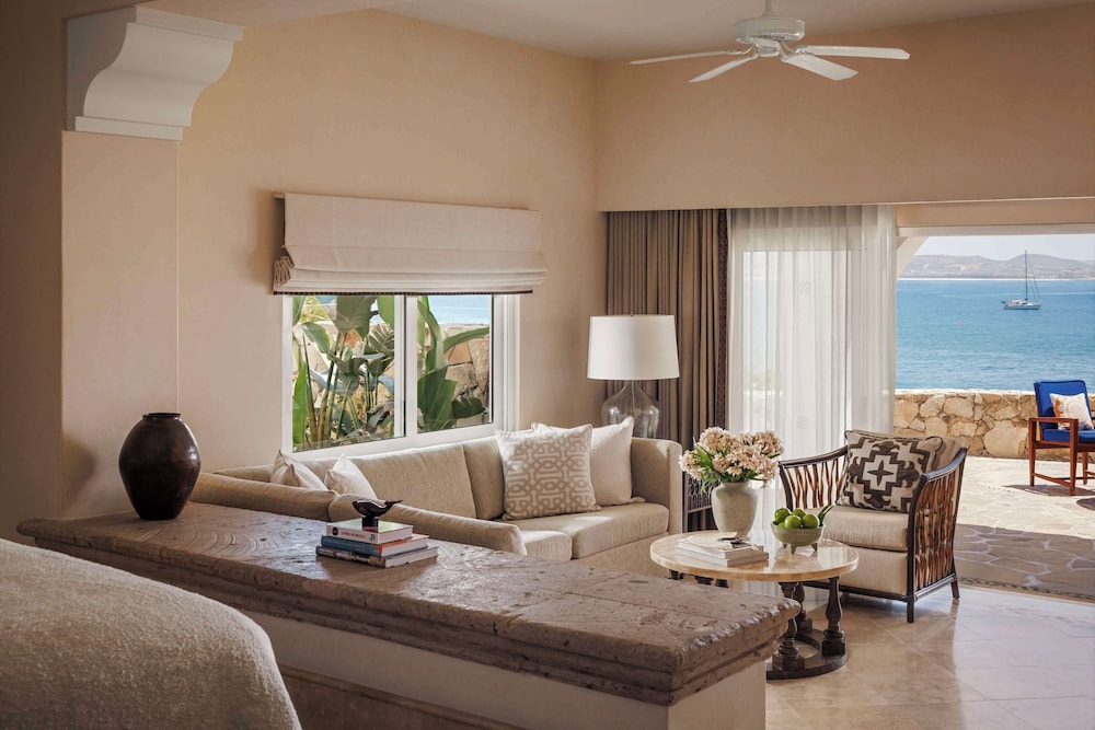 Room, 1 King Bed, Oceanfront (palmilla)