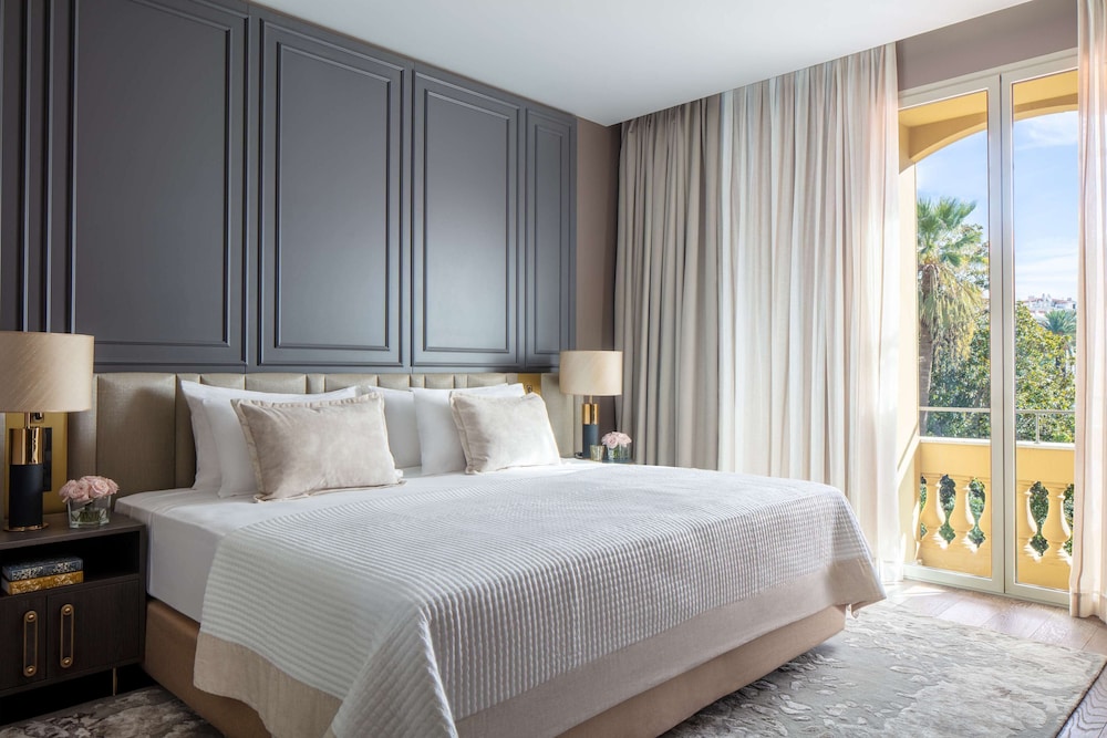 Premium Room, Balcony, Garden View (Grand) - Photo 1