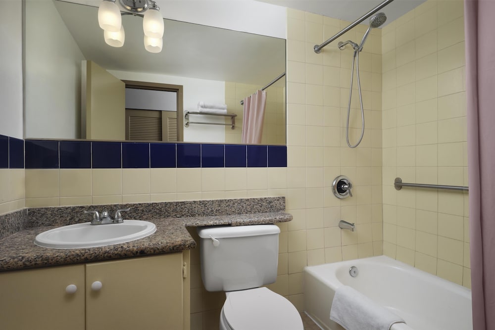 Suite, Multiple Beds, Non Smoking, Kitchen - Photo 6