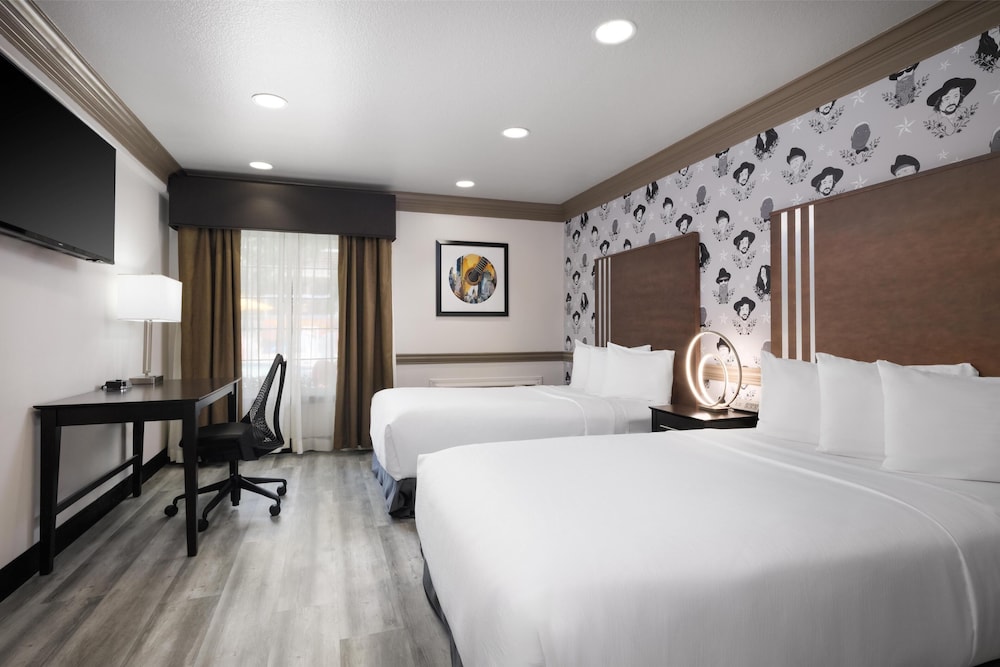 Suite, 1 Twin Bed, Accessible, Refrigerator & Microwave photo 1