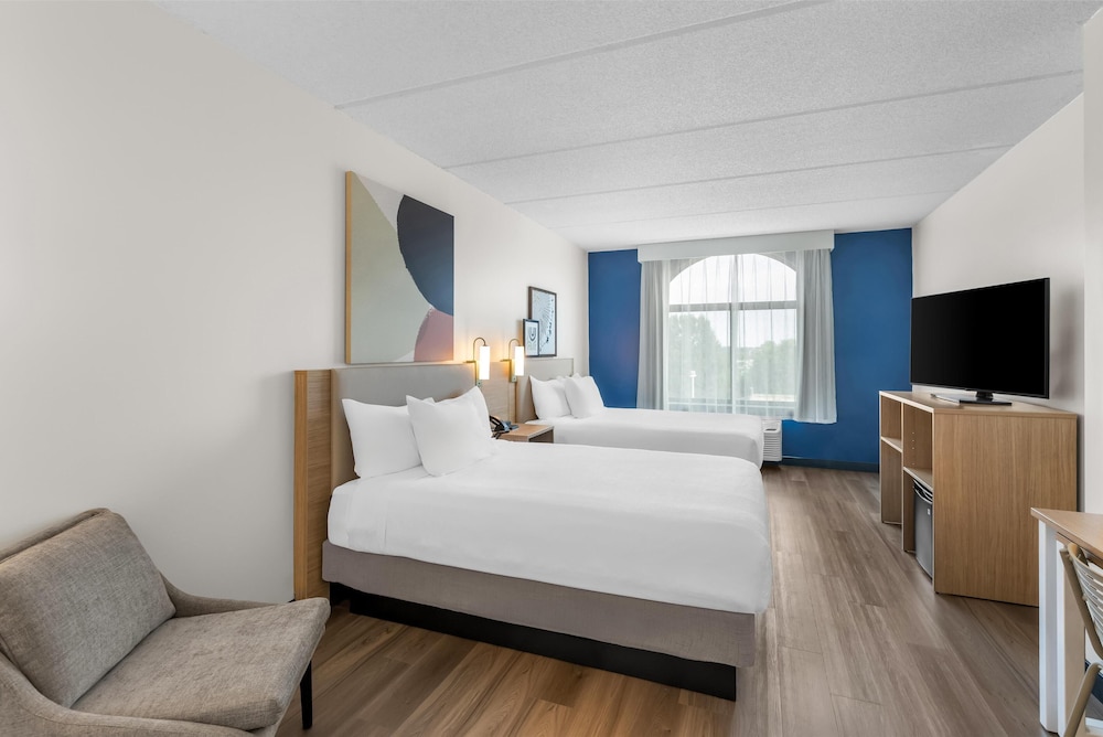 Room, 2 Queen Beds - Photo 3
