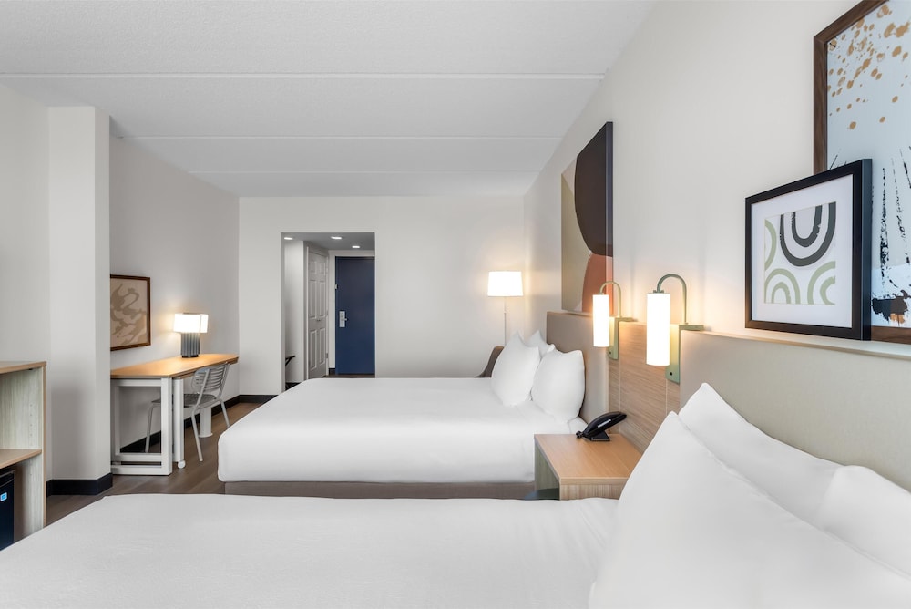 Room, 2 Queen Beds - Photo 1