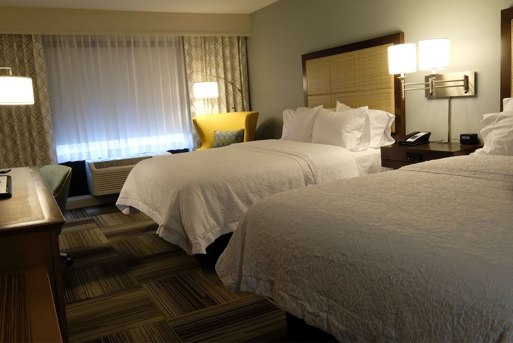 Room, 2 Queen Beds, Accessible, Bathtub (Mobility & Hearing) - Photo 1