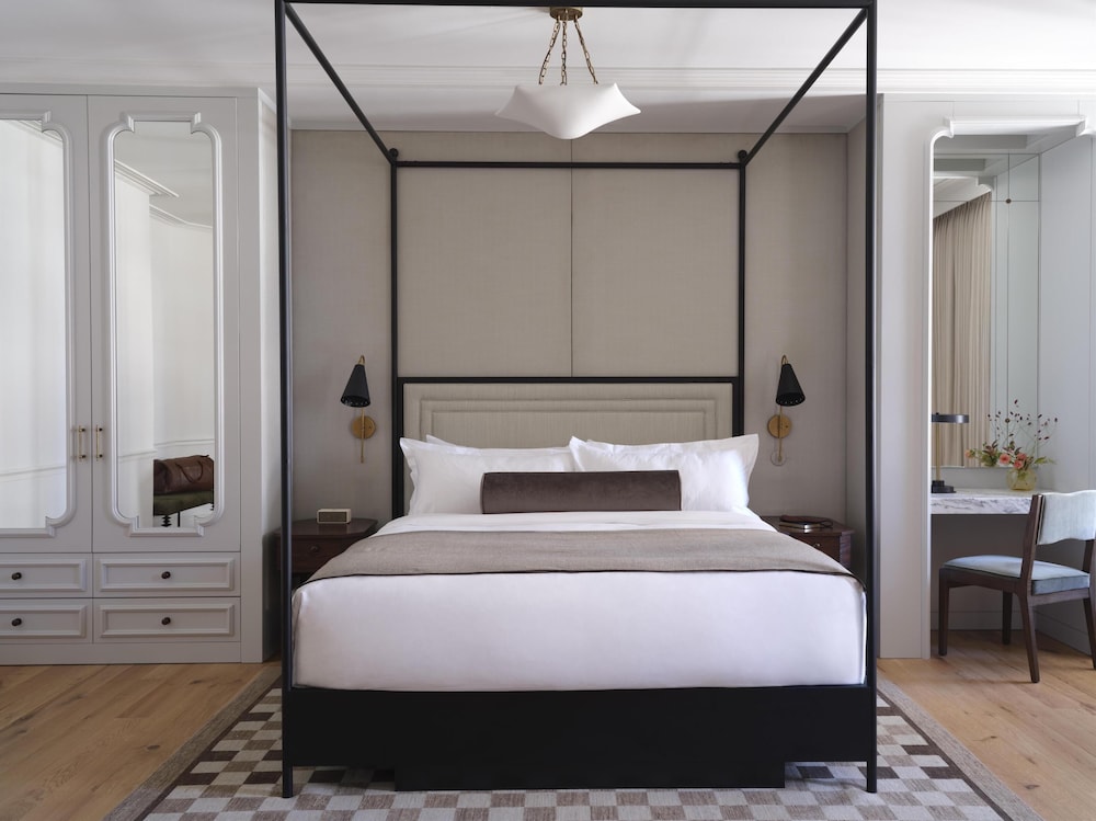 Luxury Suite, 1 Bedroom - Photo 8