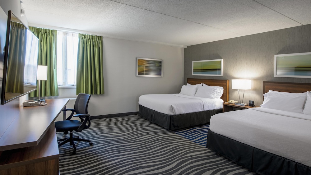 Suite, Multiple Beds, Non Smoking (Living Room;Walk-in Shower) photo 1