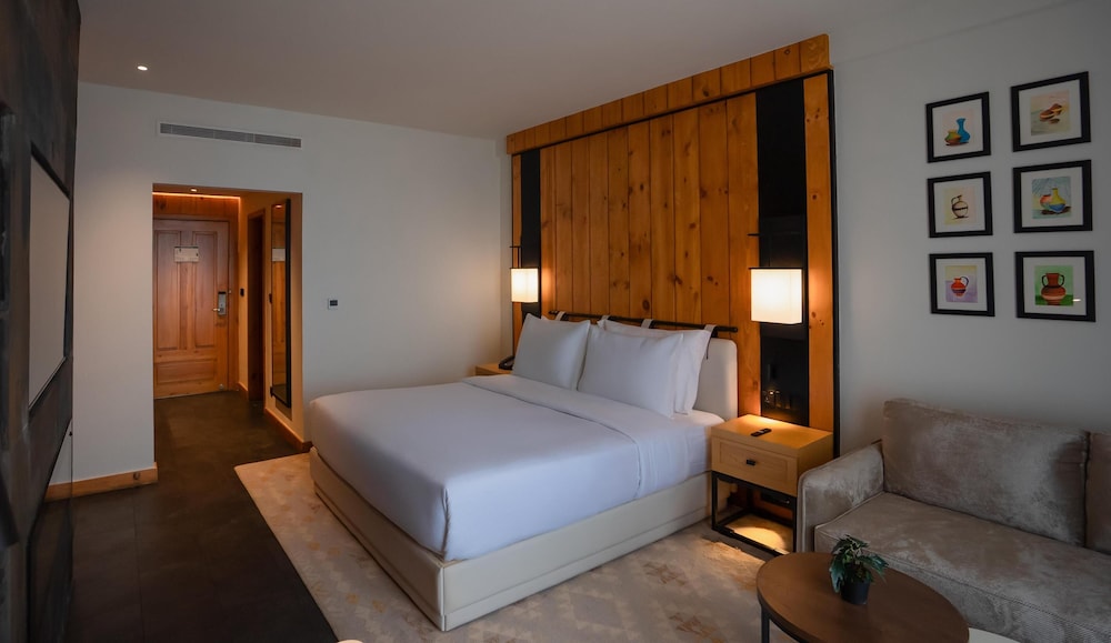 Suite, 1 Bedroom photo 3