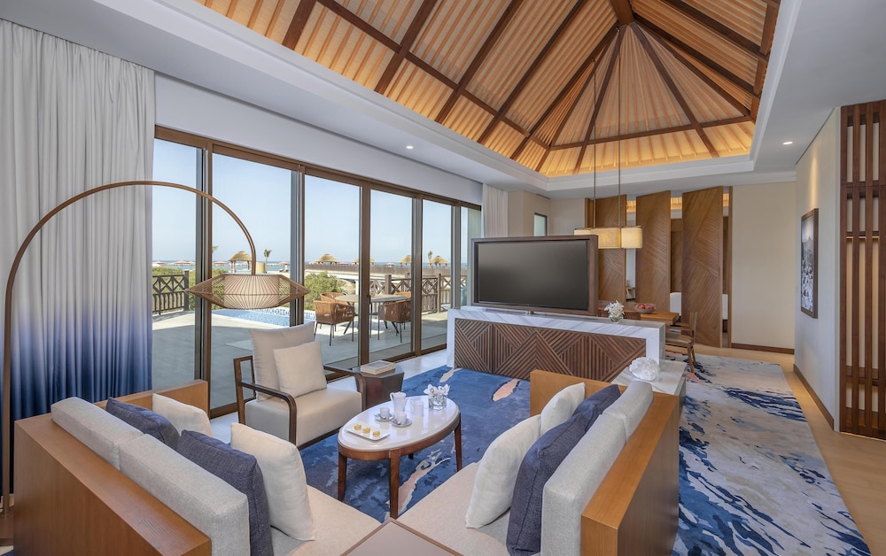 Two Bedroom Anantara Over Water Pool Villa photo 3