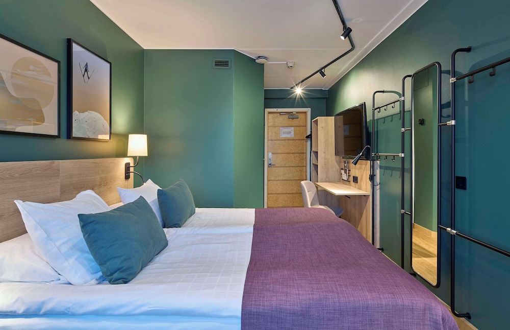 Room, 1 Queen Bed photo 3