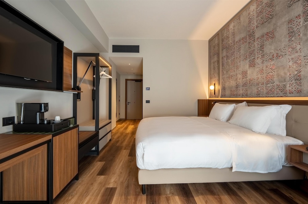 Room, 1 King Bed, Accessible
