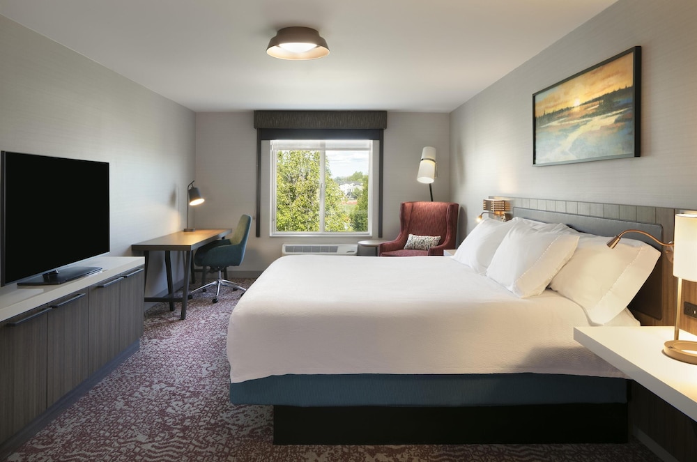 Suite, Accessible - Photo 4