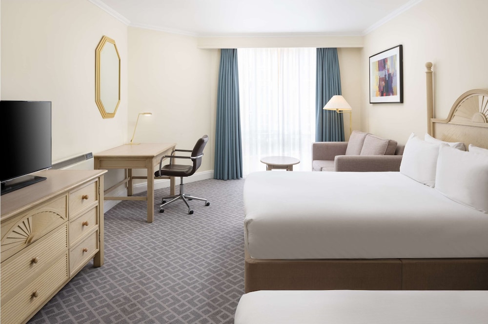 Room, Multiple Beds - Photo 4