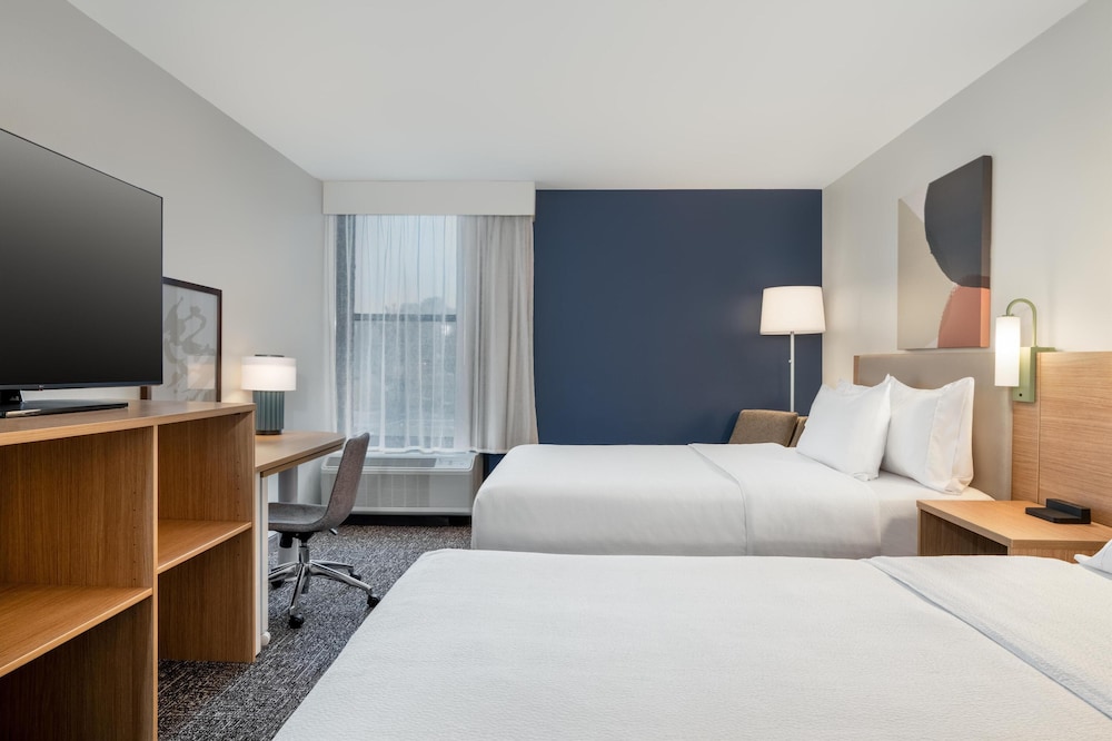 Room, 2 Queen Beds - Photo 2