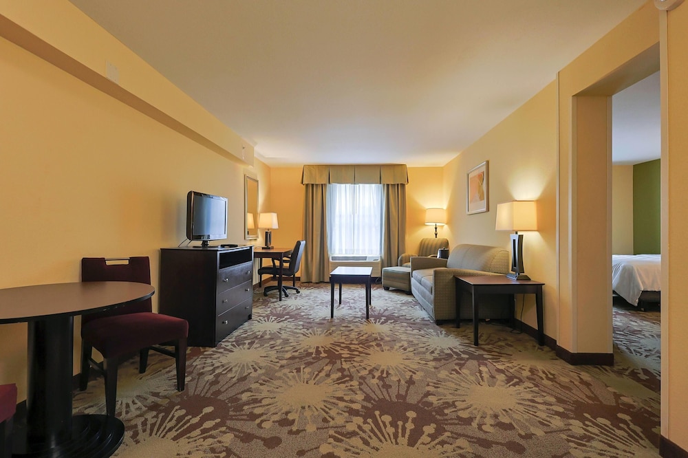 Suite, Multiple Beds, Non Smoking photo 1