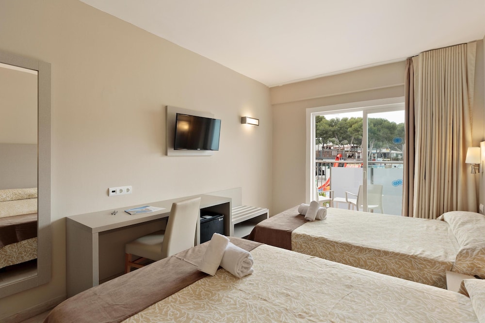 Standard Room (1 adult) - Photo 4