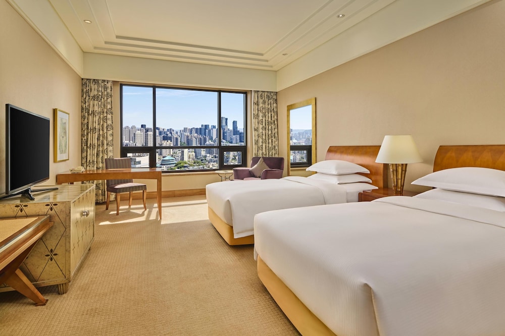 Twin Hilton Executive Peninsula View - Photo 1