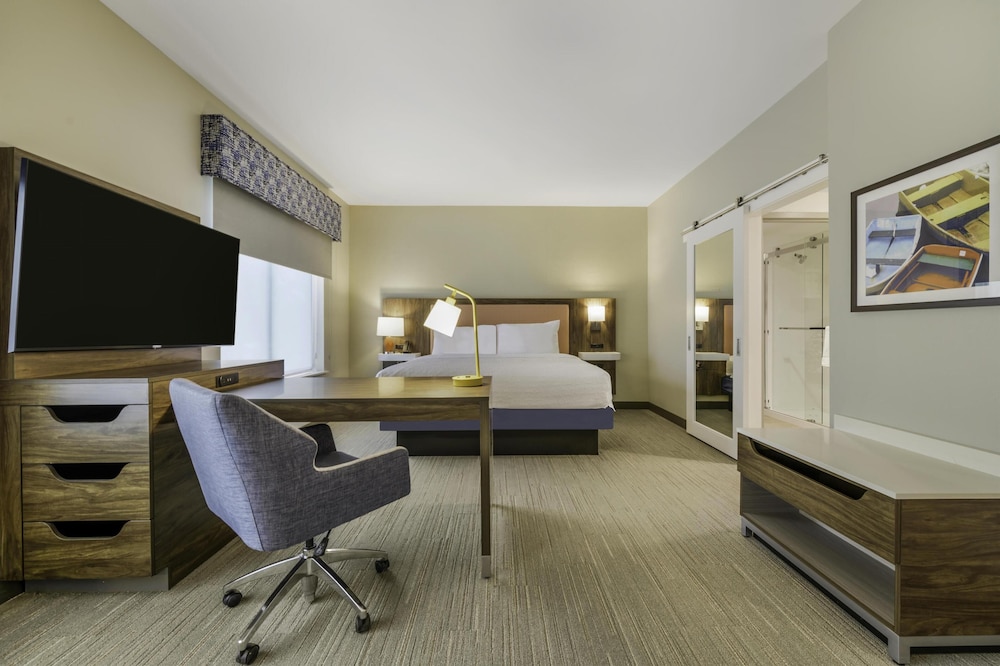 Studio, 1 King Bed, Hearing Accessible