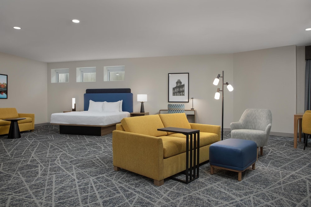 Executive Suite, 1 King Bed photo 1