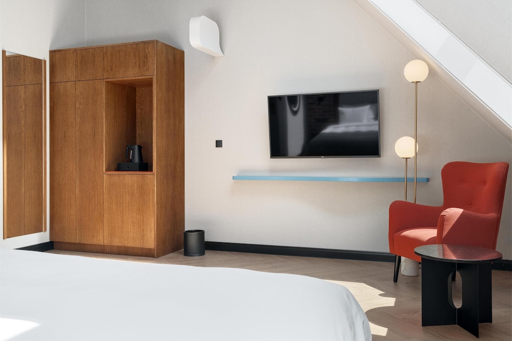 Apartment (Studio, Separate Building)