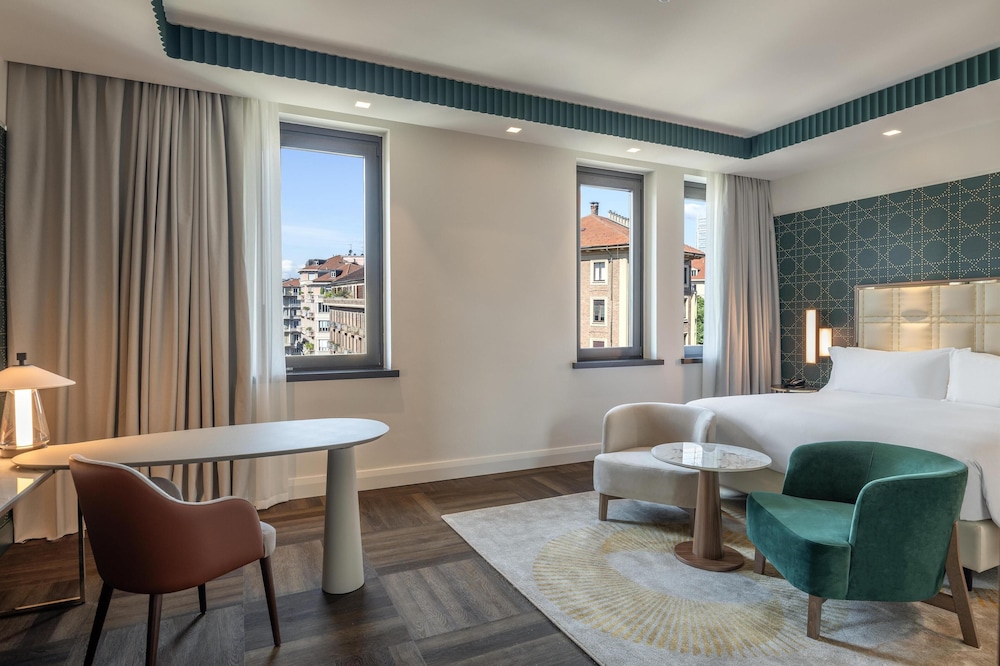 Deluxe Room, 1 King Bed