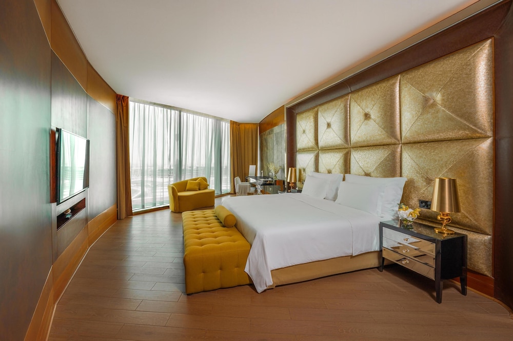 Presidential Meydan Suite photo 1
