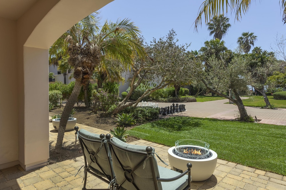 1 KING RESORT VIEW FIREPIT HEARING ACCESSIBLE - Photo 6