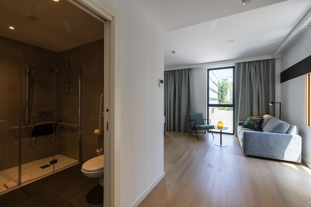 Room, 1 King Bed