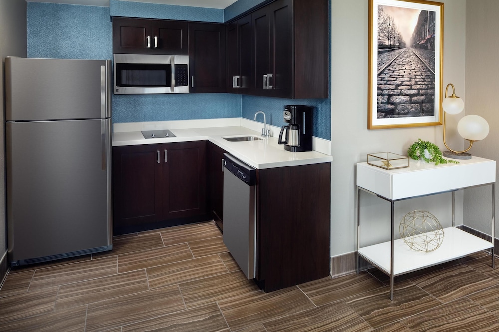 Suite, Multiple Beds, Balcony, River View (2 Rooms/2 Bathrooms)