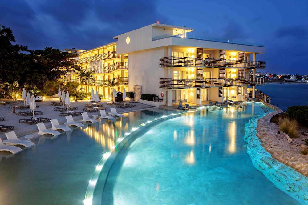 Suite, 1 King Bed, Ocean View (sunset Butler Suite)