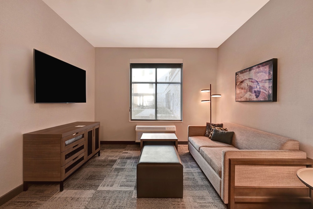 Suite, 2 Queen Beds, Accessible, Bathtub (Courtyard View) - Photo 2