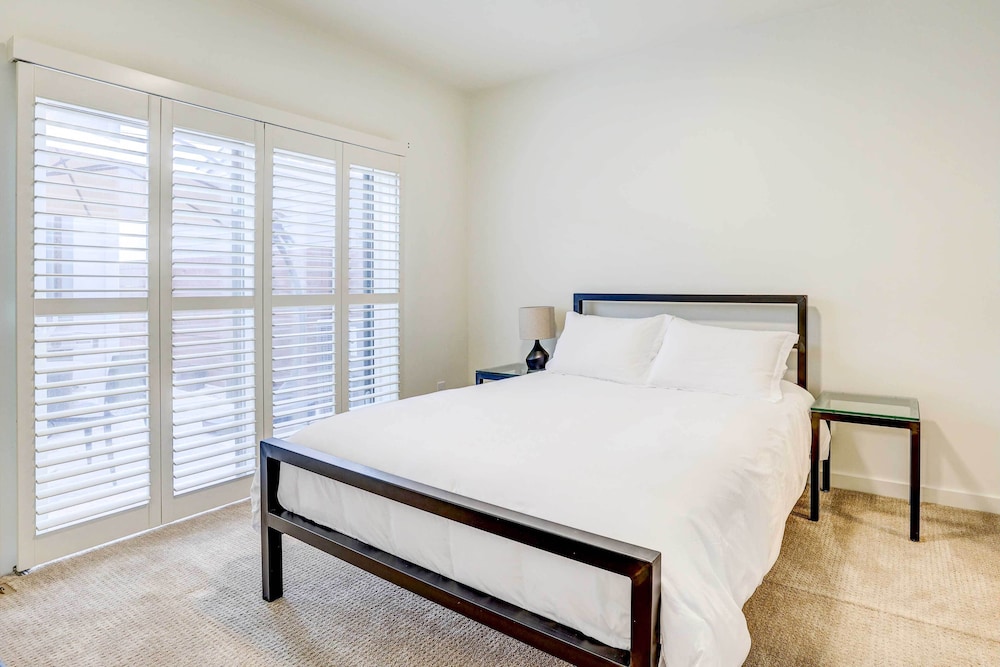 Apartment (2 Bedrooms)