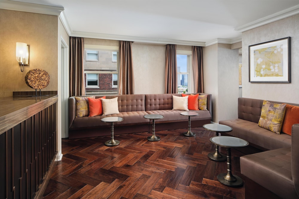 Presidential Suite, Multiple Beds thumbnail 5