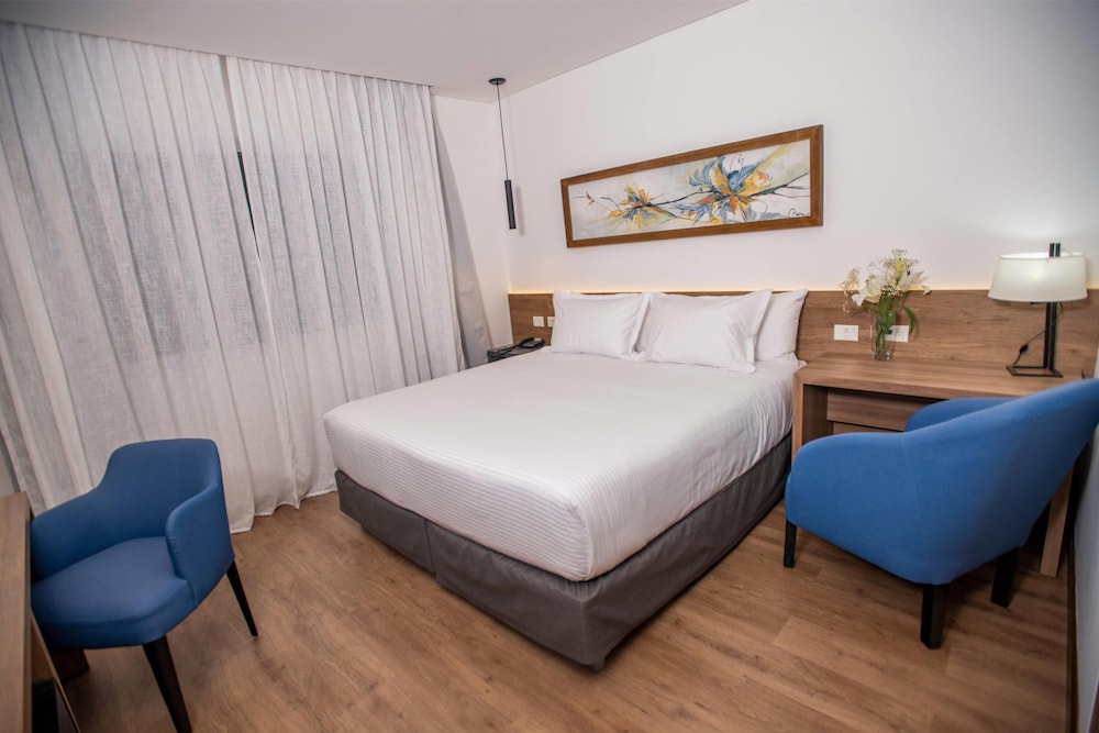 Superior Room, 1 King Bed, Non Smoking