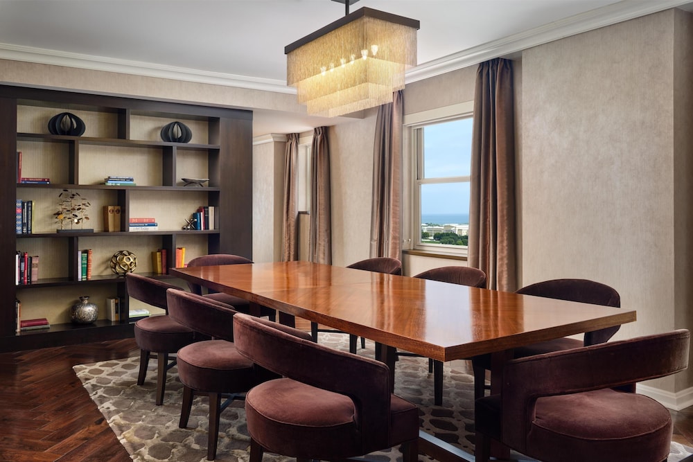 Presidential Suite, Multiple Beds thumbnail 6