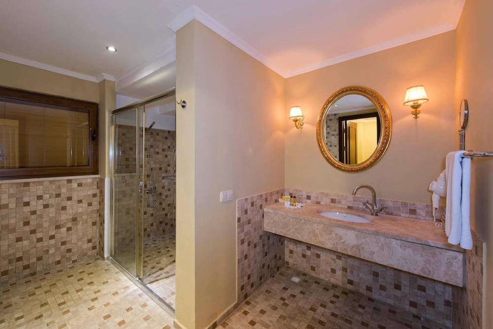 King Suite photo 3