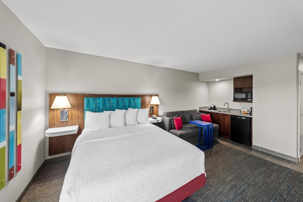 Suite, Multiple Beds photo 1