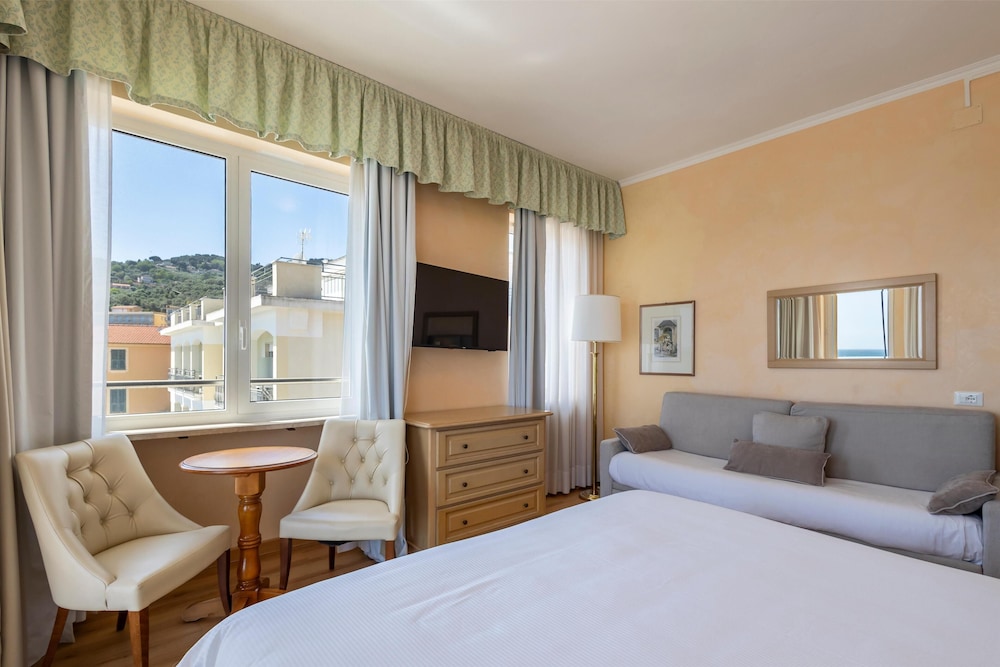 Junior Suite, Terrace - Photo 2