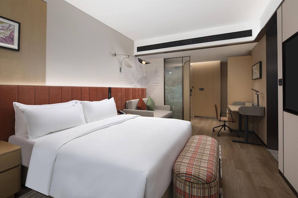 Superior Room, 1 King Bed