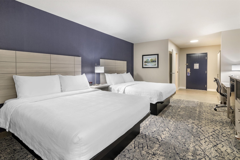 Standard Room, 2 Queen Beds, Accessible, Bathtub photo 3