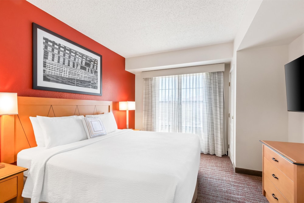 Suite, 1 King Bed
