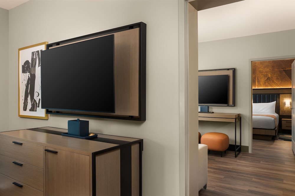 Executive Room, Multiple Beds, Bathtub (Mobility & Hearing)