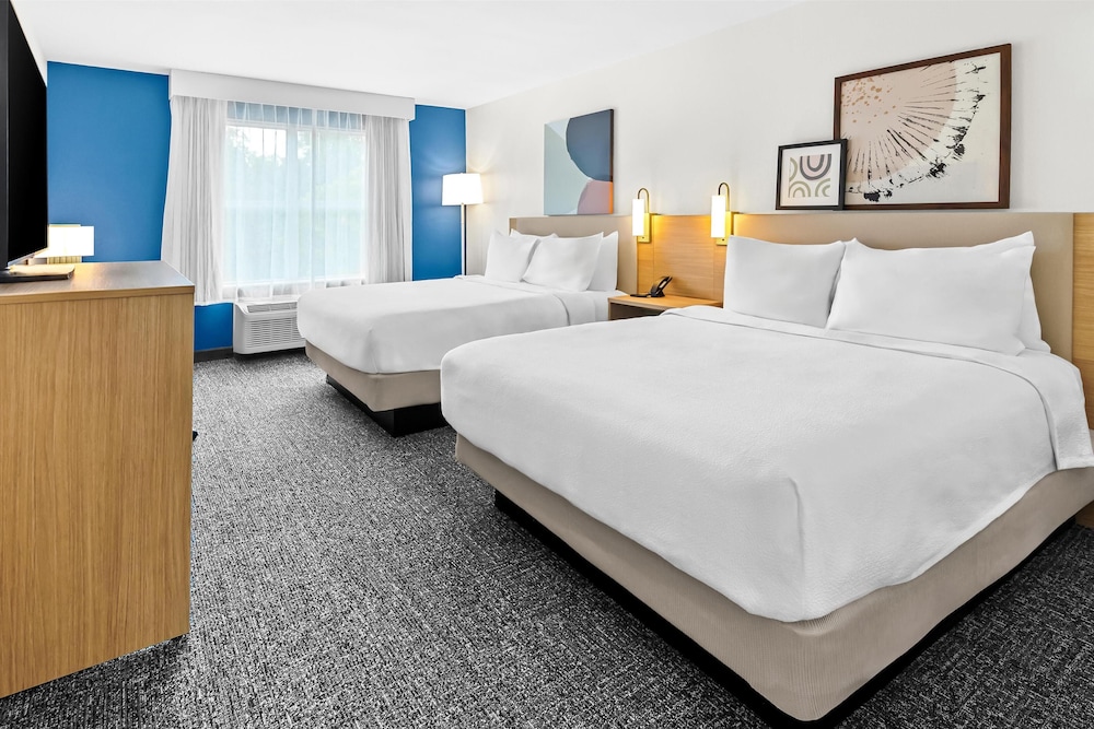 Room, 2 Queen Beds - Photo 2