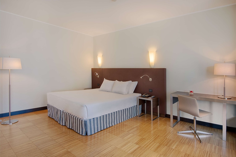 Junior Suite (Extra Bed 3 adults) photo 2