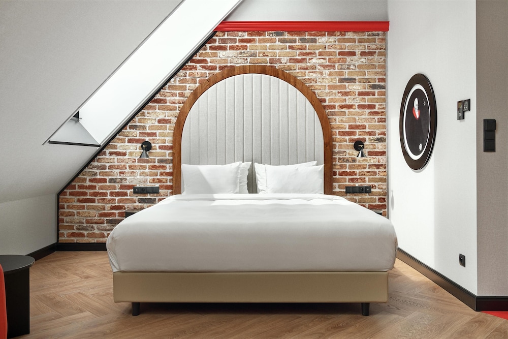 Apartment (Studio, Separate Building)