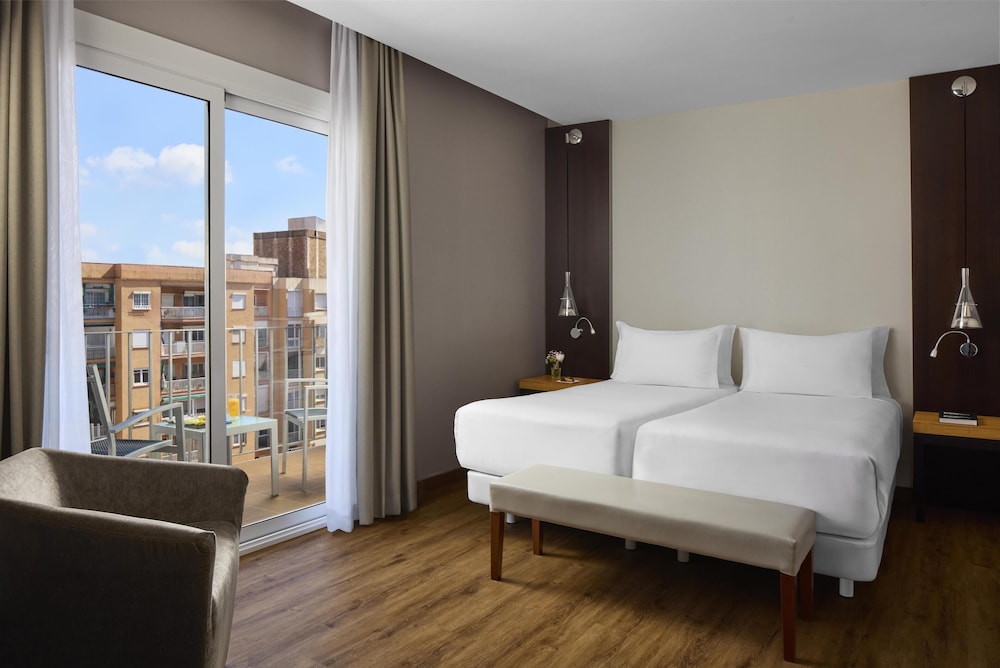 Superior Room (Extra Bed 2 adults + 1 child) photo 2