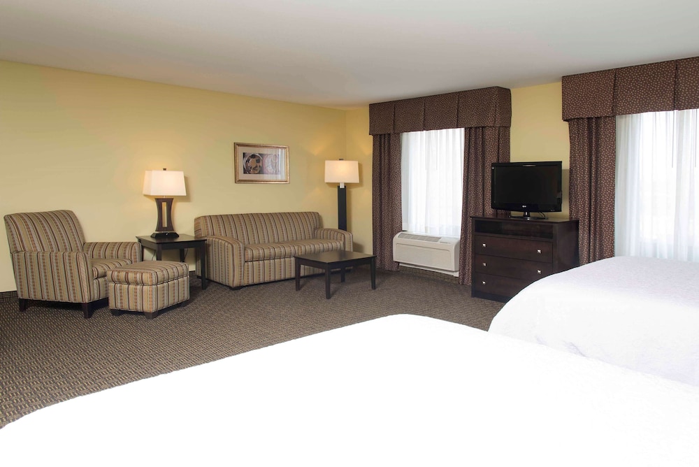 Suite, 2 Queen Beds, Non Smoking - Photo 1